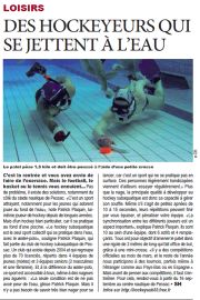 Article Bordeaux 7 - Des hockeyeurs qui se jettent  l'eau.
